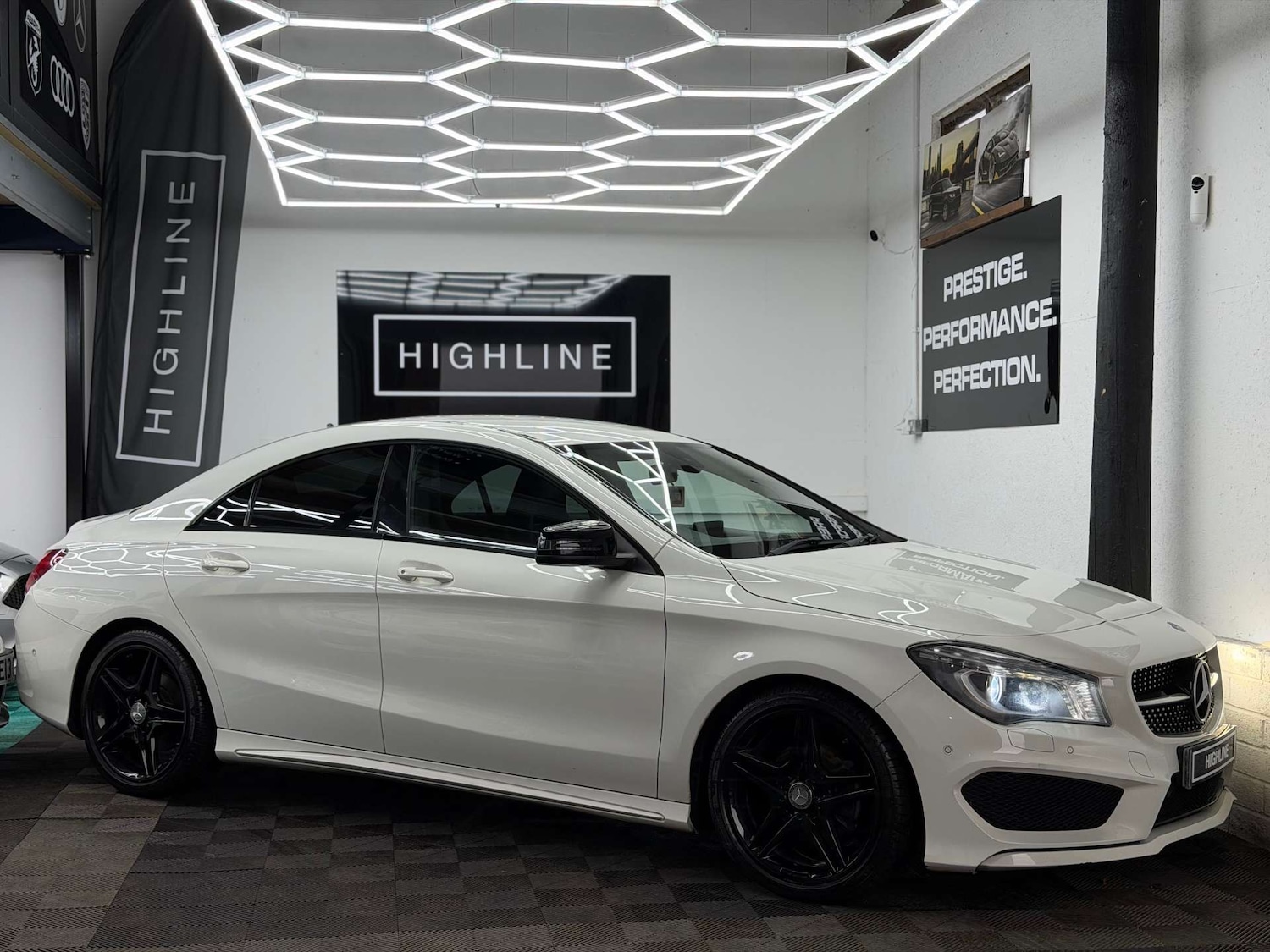 Used Mercedes-Benz CLA 2015 for sale - 77864565: Photo 4