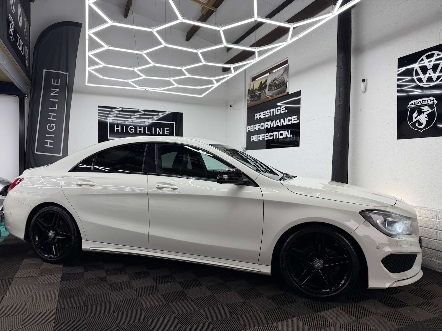 Used Mercedes-Benz CLA 2015 for sale - 77864565: Photo 5