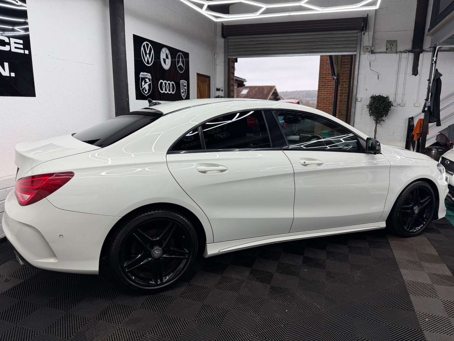 Used Mercedes-Benz CLA 2015 for sale - 77864565: Photo 7