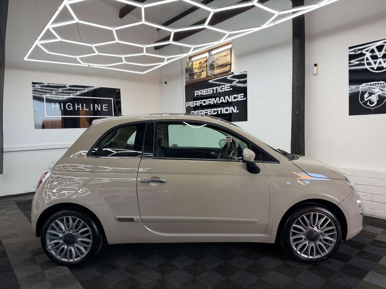 Used Fiat 500 2015 for sale - 77785314: Photo 5