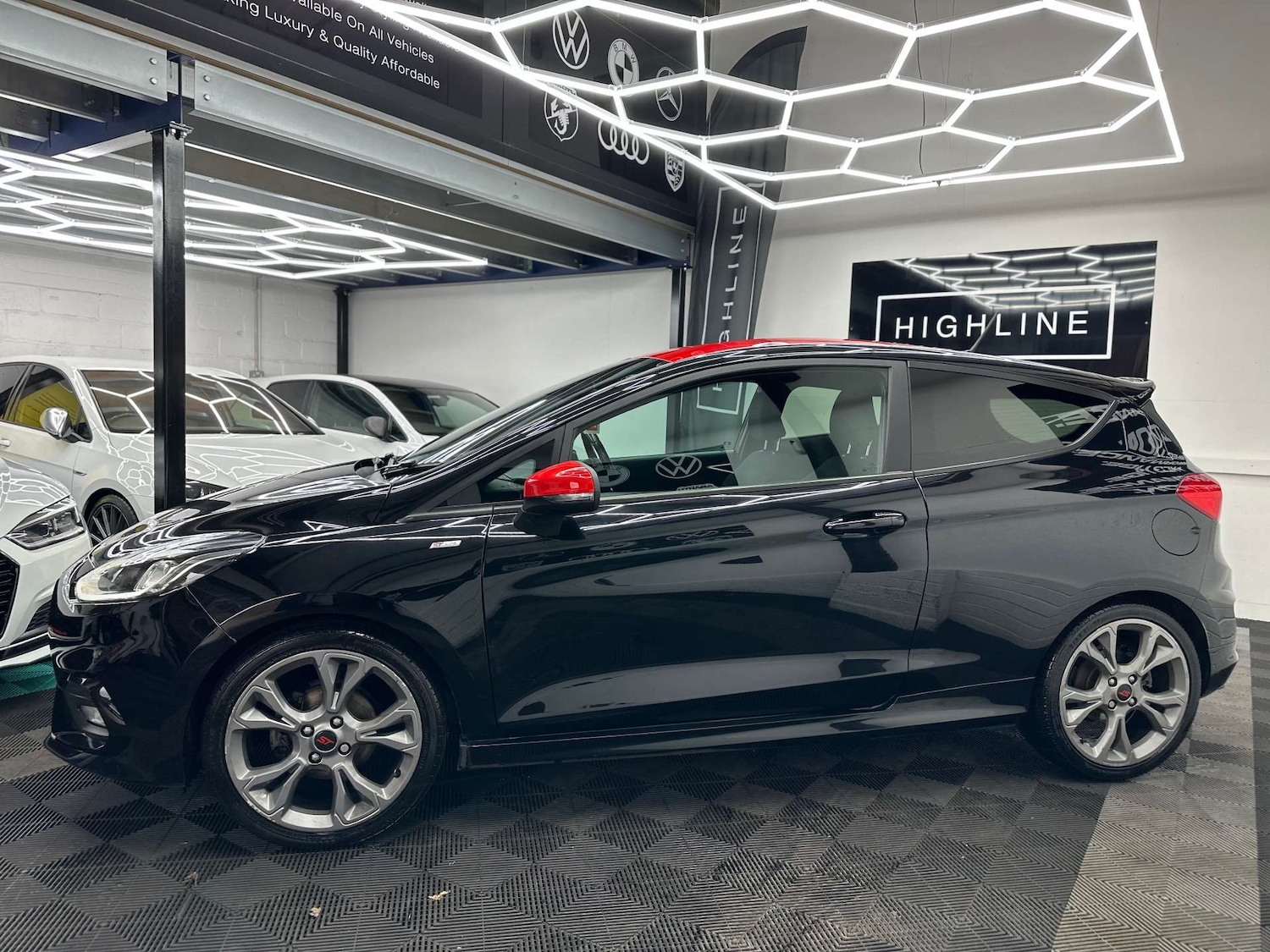 Used Ford Fiesta 2017 for sale - 76663140: Photo 12