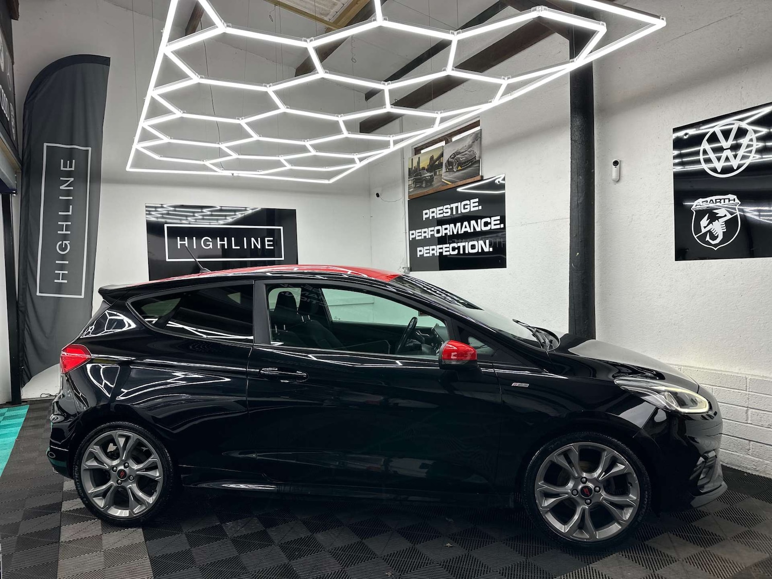 Used Ford Fiesta 2017 for sale - 76663140: Photo 5