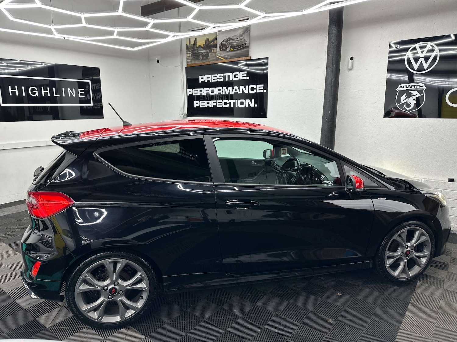 Used Ford Fiesta 2017 for sale - 76663140: Photo 6