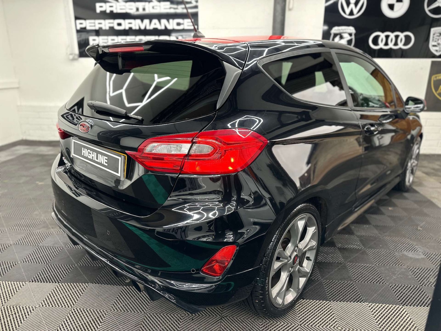 Used Ford Fiesta 2017 for sale - 76663140: Photo 7