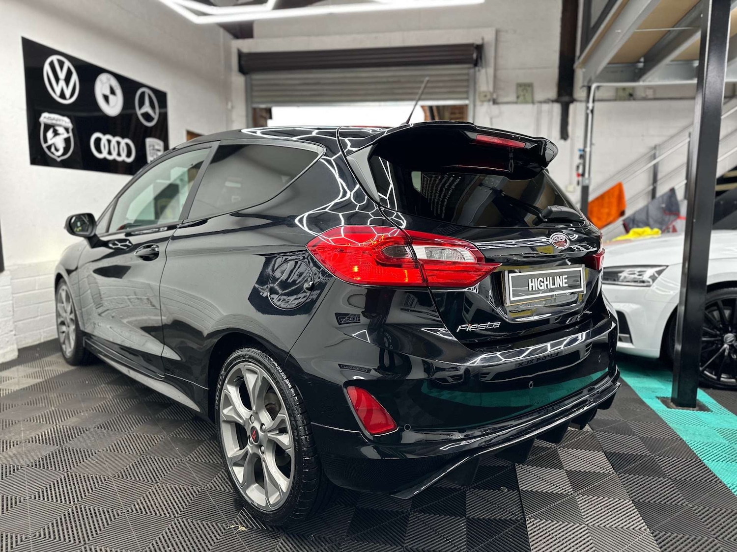 Used Ford Fiesta 2017 for sale - 76663140: Photo 9