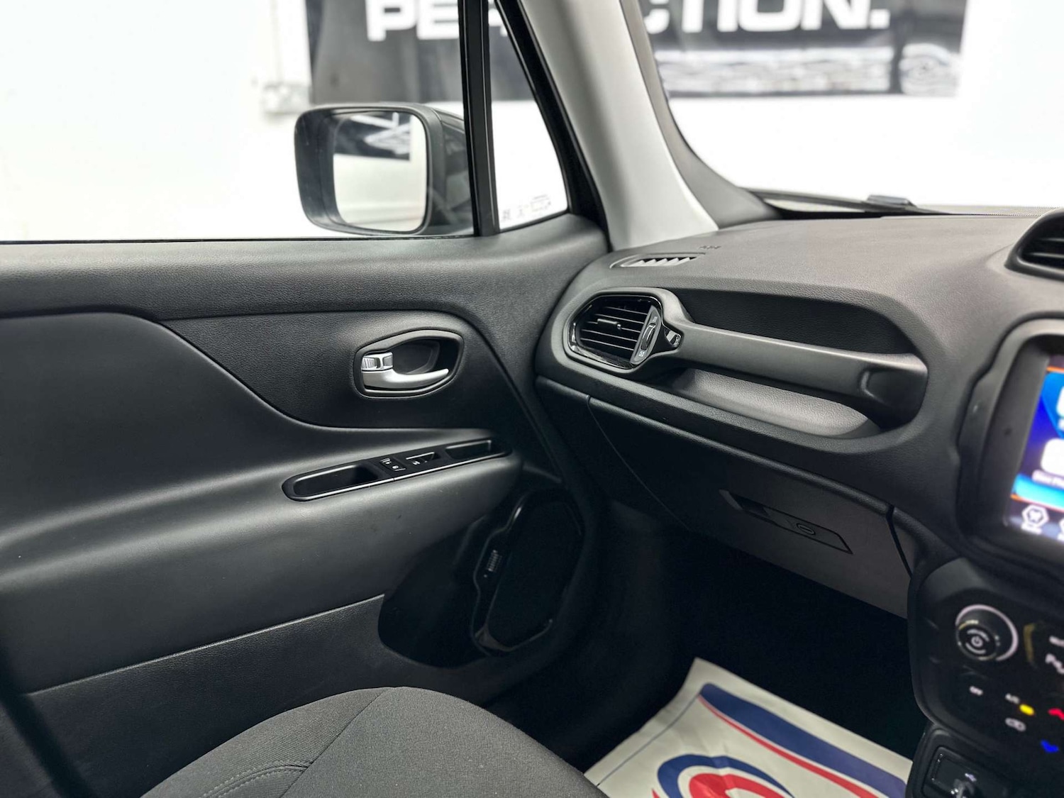 Used Jeep Renegade 2022 for sale - 77022602: Photo 31