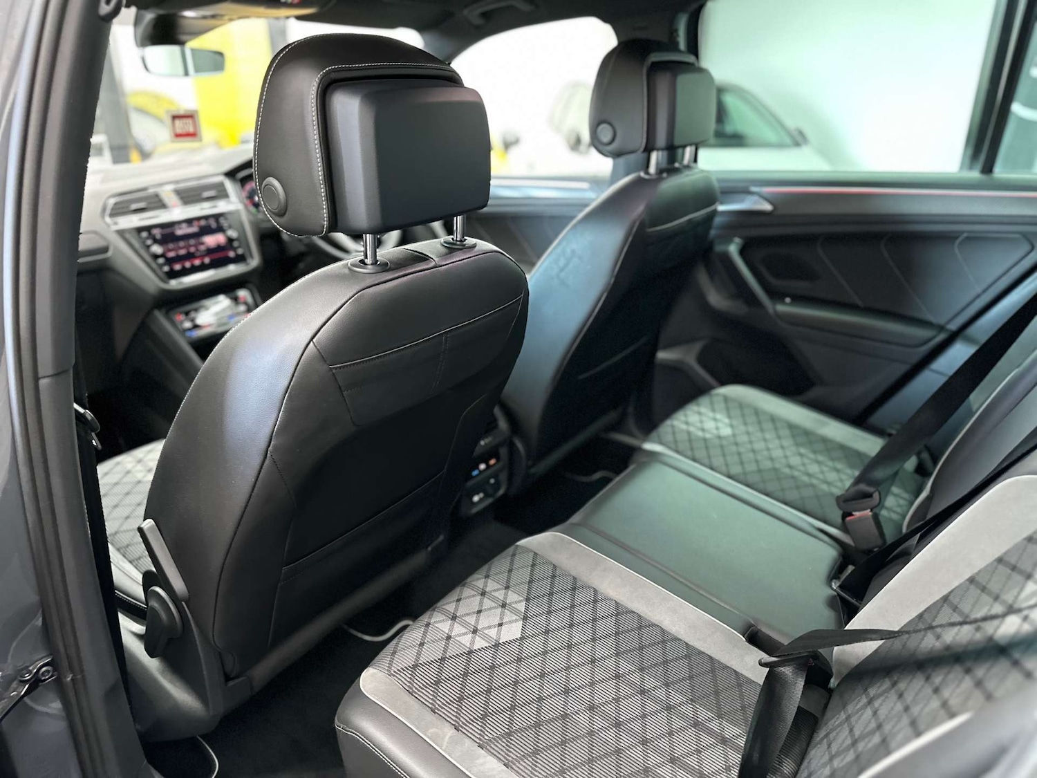 Used Volkswagen Tiguan 2021 for sale - 77022642: Photo 39