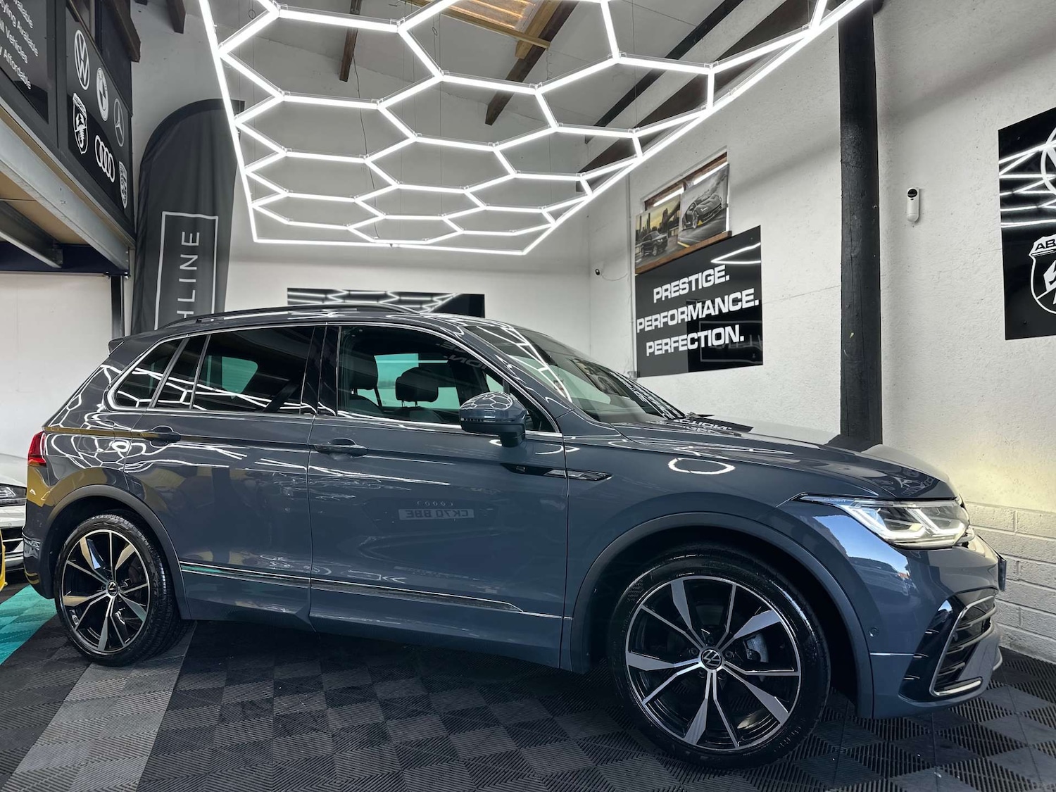 Used Volkswagen Tiguan 2021 for sale - 77022642: Photo 4