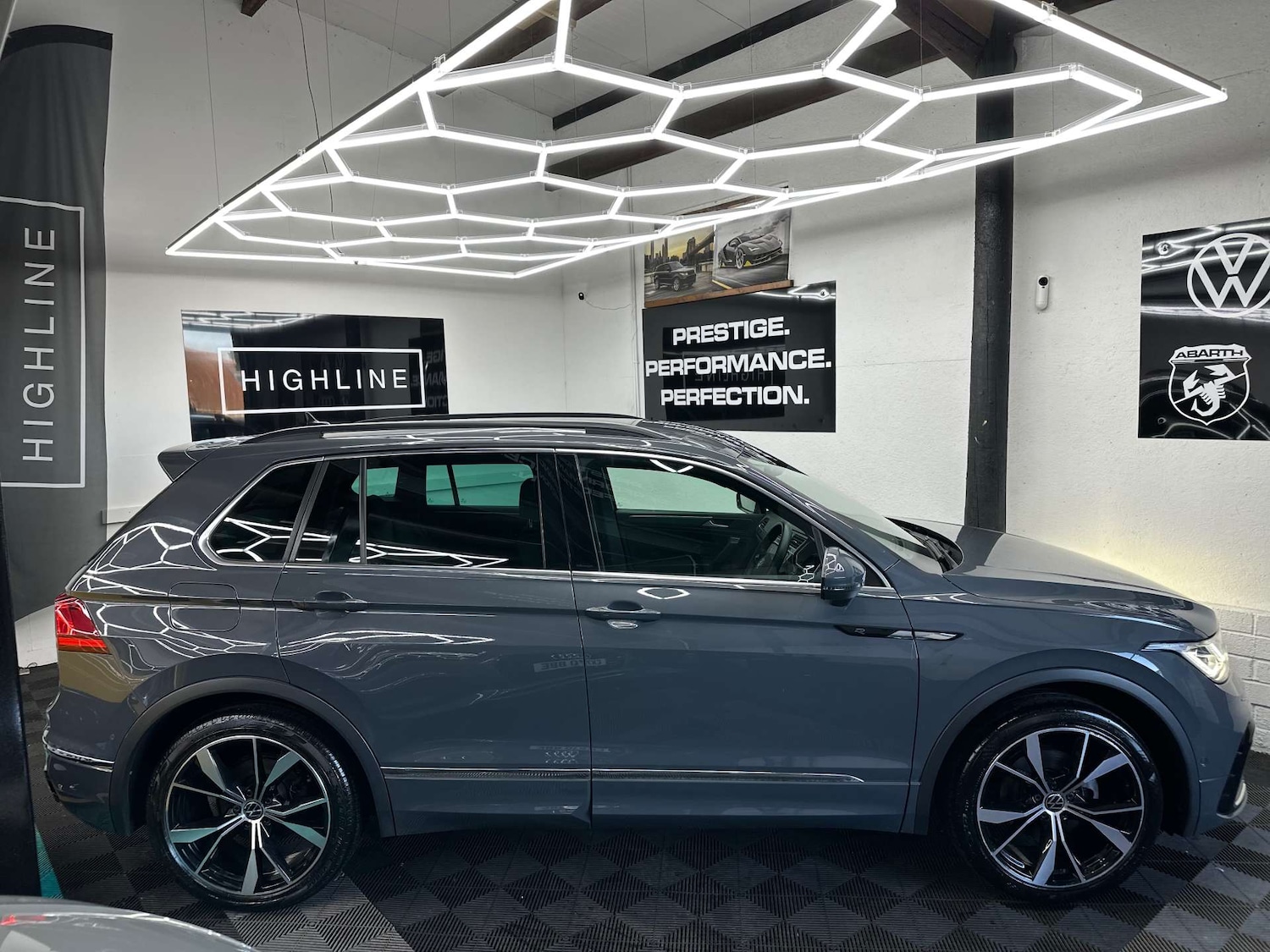 Used Volkswagen Tiguan 2021 for sale - 77022642: Photo 6