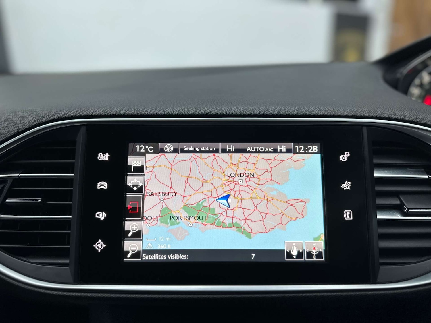 Used Peugeot 308 2016 for sale - 76625126: Photo 20