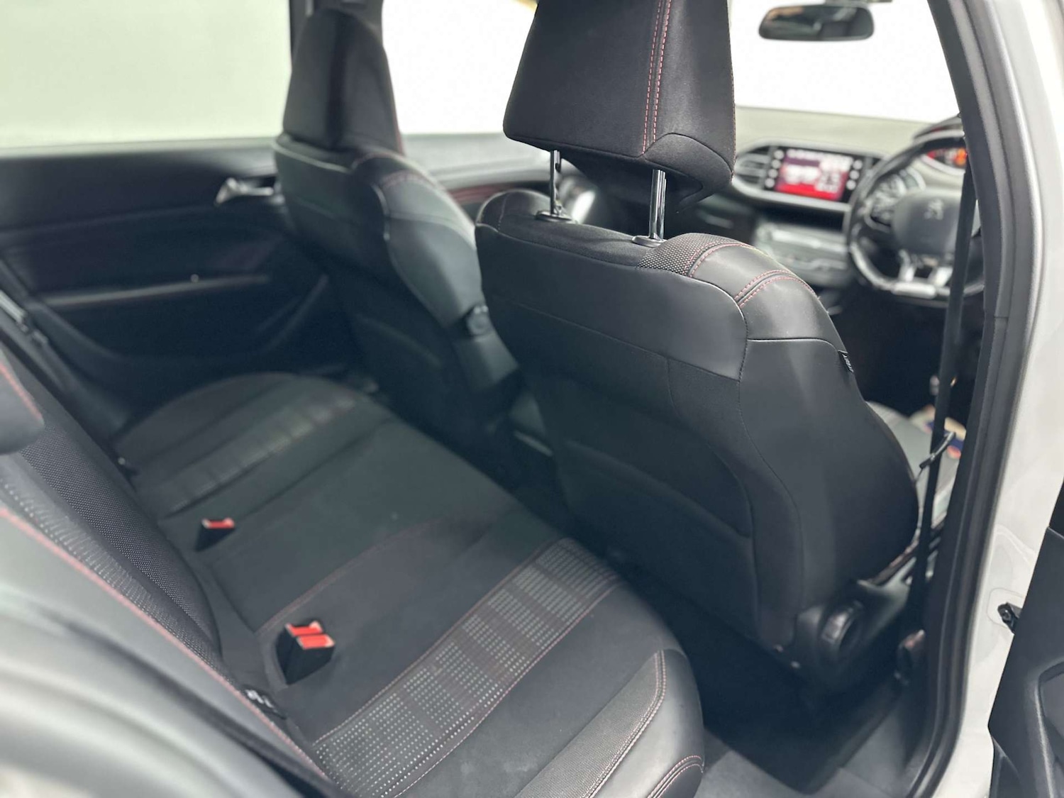 Used Peugeot 308 2016 for sale - 76625126: Photo 26