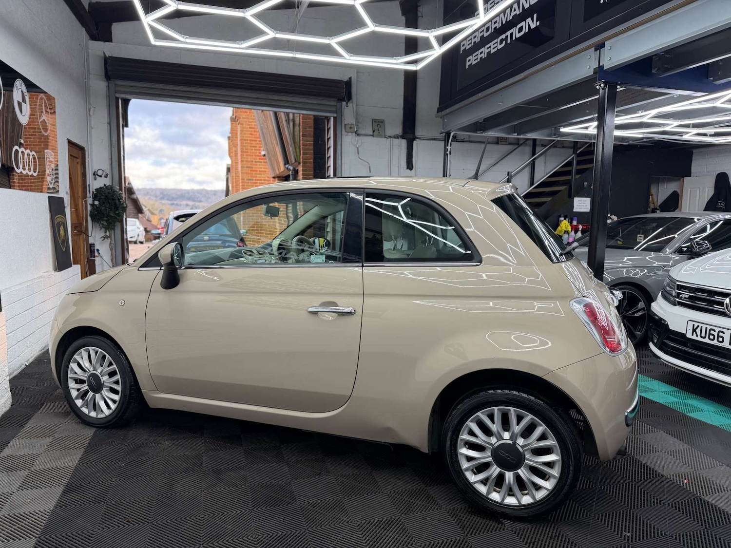 Used Fiat 500 2014 for sale - 77288509: Photo 11