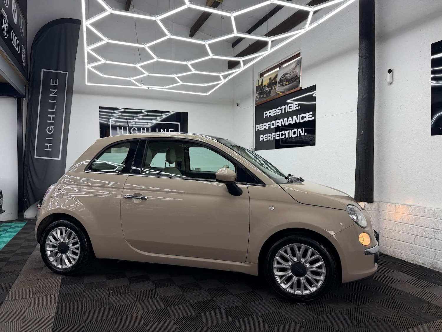 Used Fiat 500 2014 for sale - 77288509: Photo 5