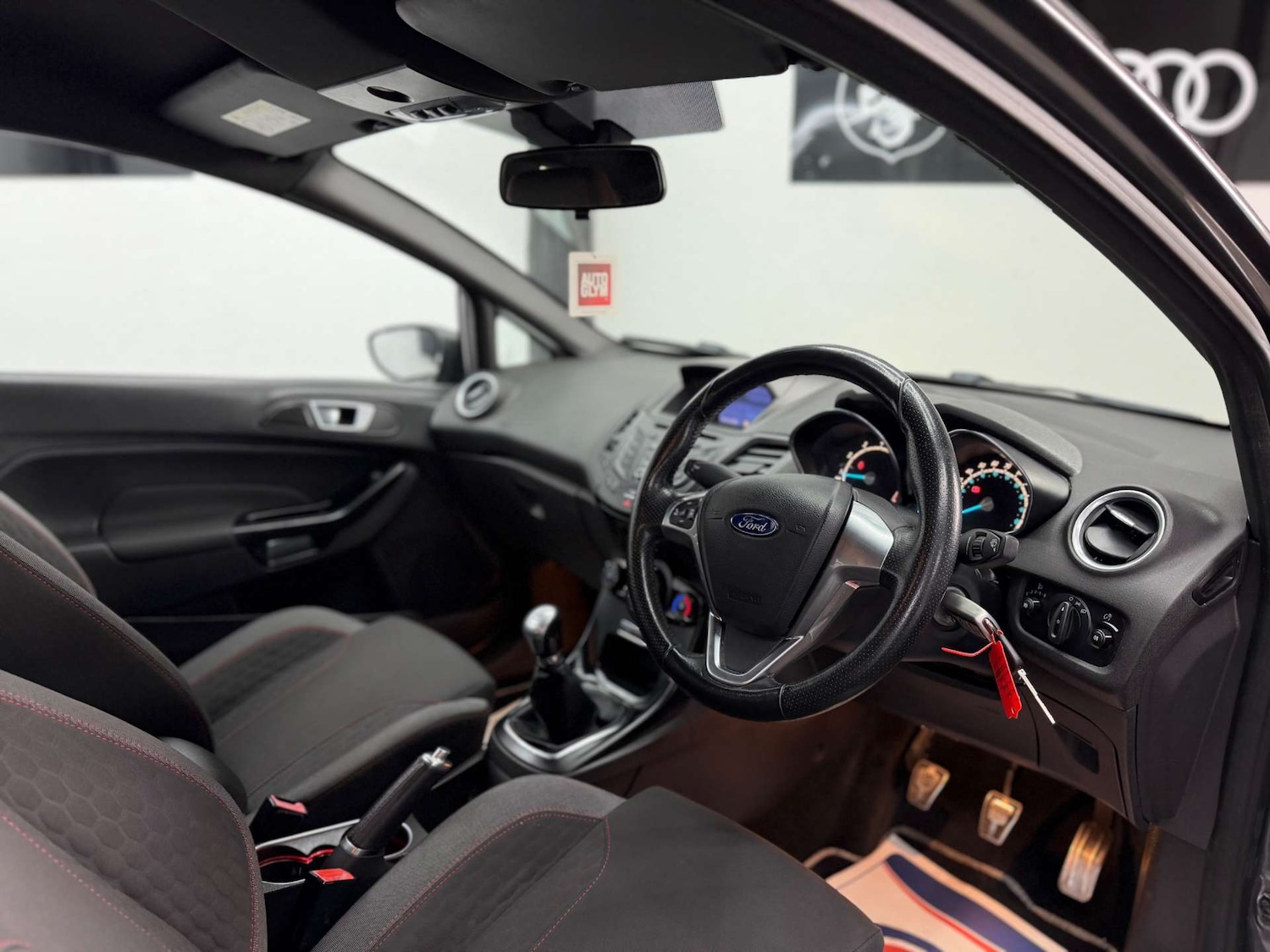 Used Ford Fiesta 2017 for sale - 77926994: Photo 15