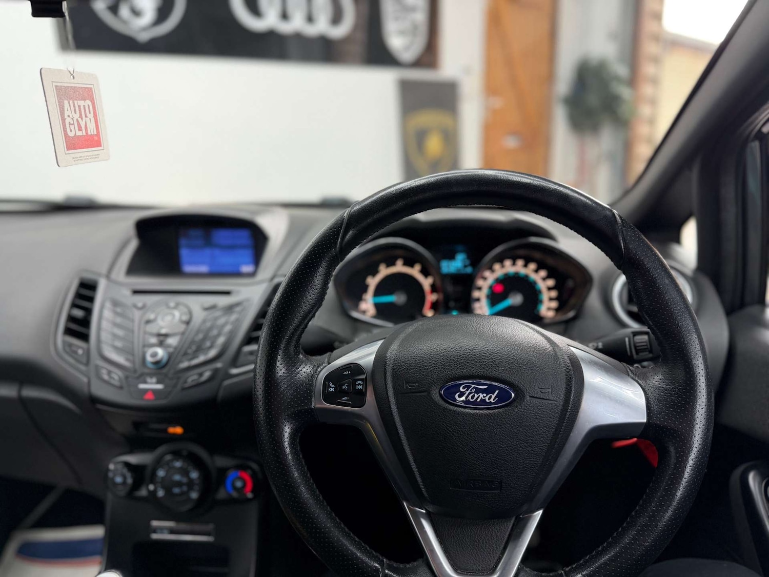 Used Ford Fiesta 2017 for sale - 77926994: Photo 17