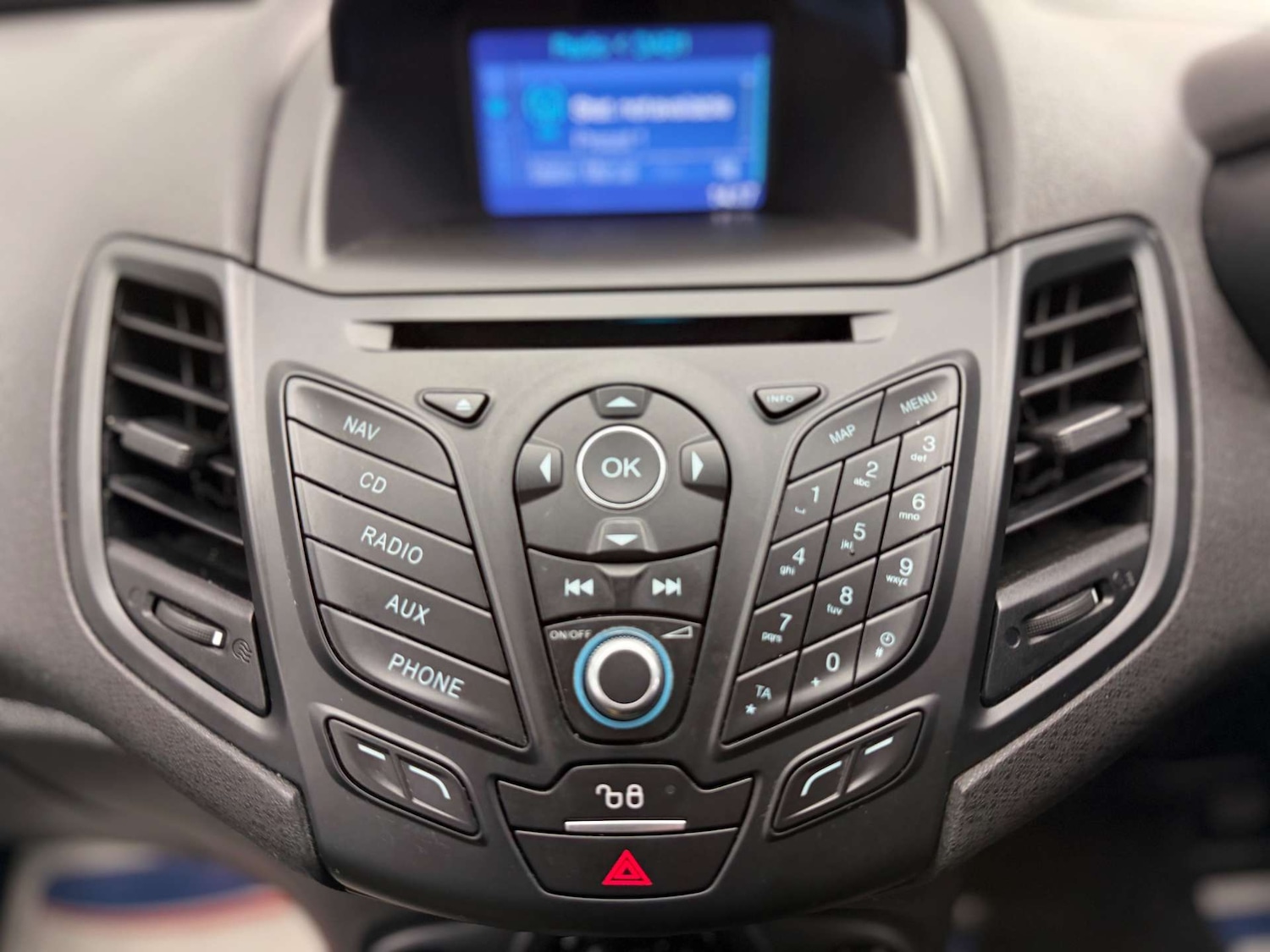 Used Ford Fiesta 2017 for sale - 77926994: Photo 22