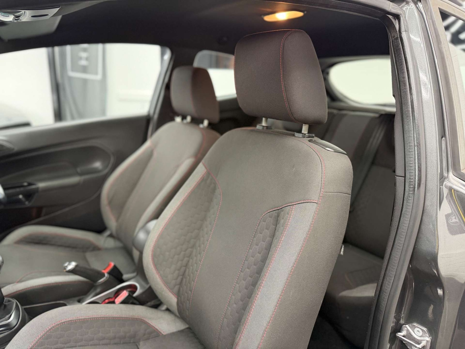 Used Ford Fiesta 2017 for sale - 77926994: Photo 30