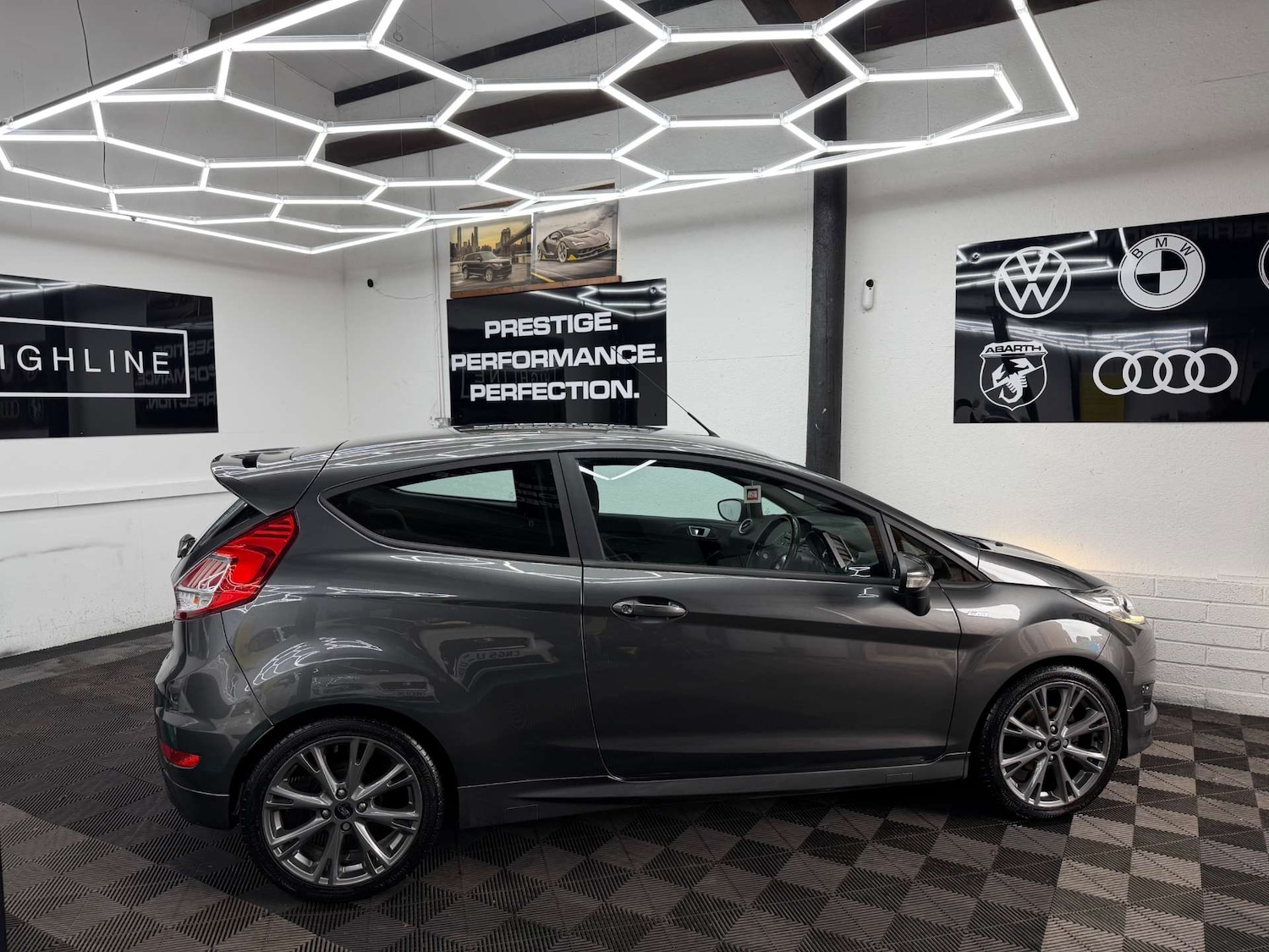 Used Ford Fiesta 2017 for sale - 77926994: Photo 7