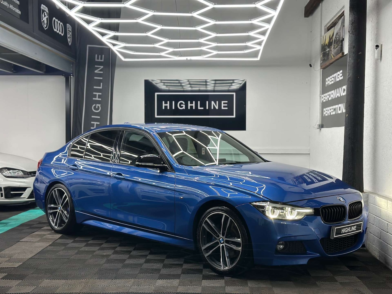 Used BMW 3 Series 2018 for sale - 76719518: Photo 1