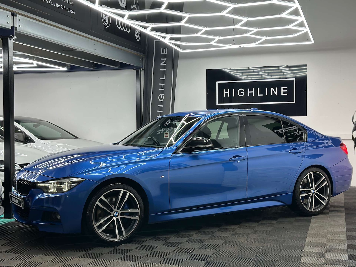 Used BMW 3 Series 2018 for sale - 76719518: Photo 11