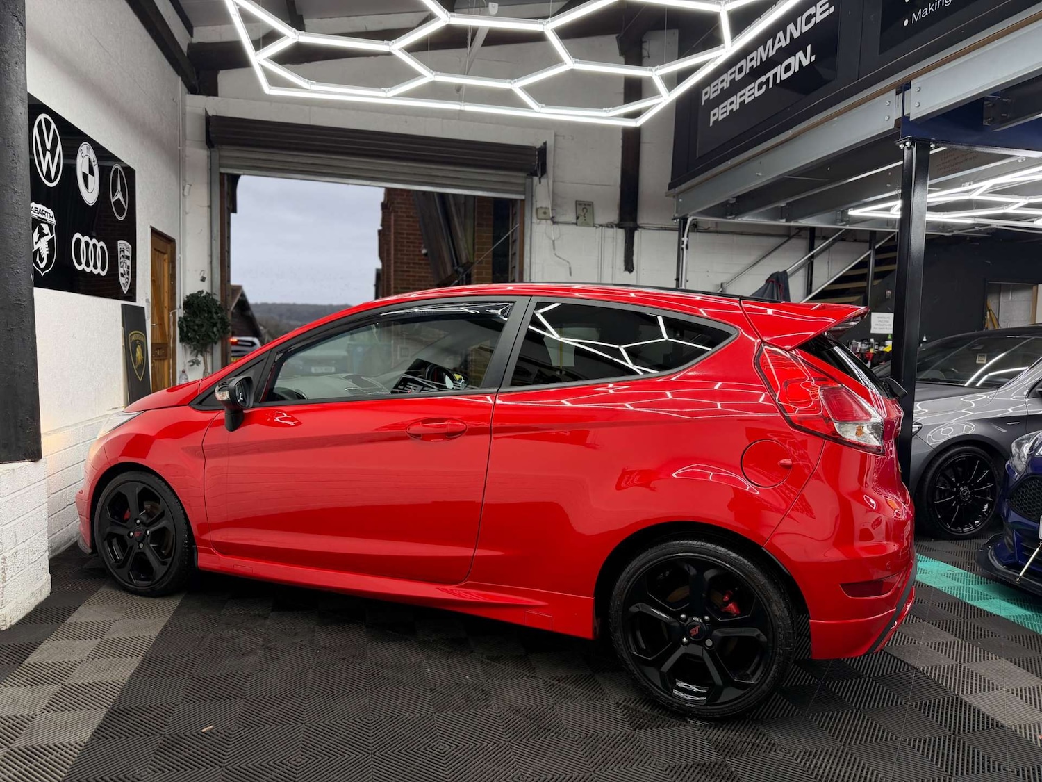 Used Ford Fiesta 2013 for sale - 77647606: Photo 10