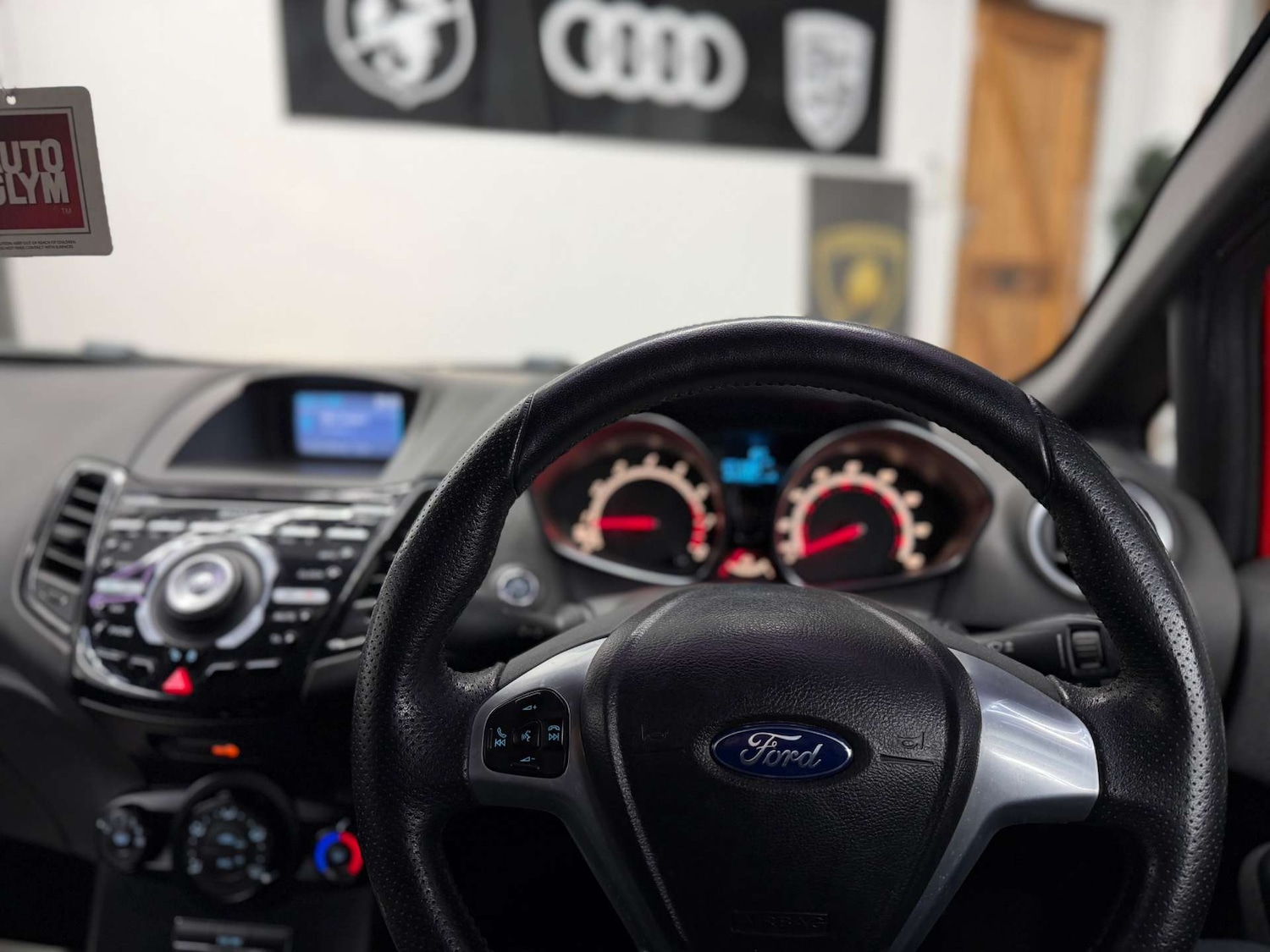 Used Ford Fiesta 2013 for sale - 77647606: Photo 14