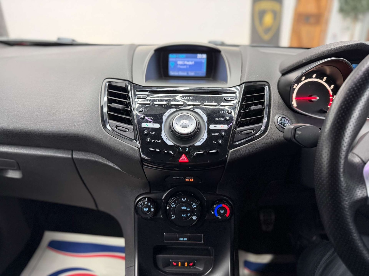 Used Ford Fiesta 2013 for sale - 77647606: Photo 18