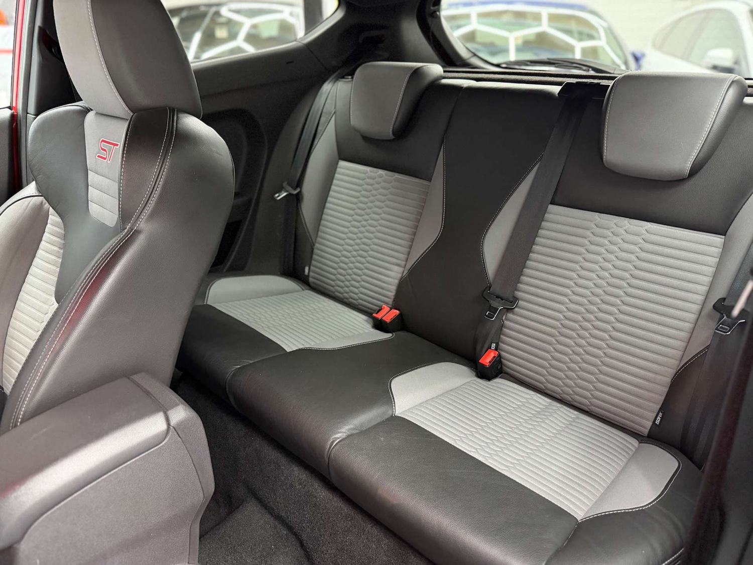 Used Ford Fiesta 2013 for sale - 77647606: Photo 32