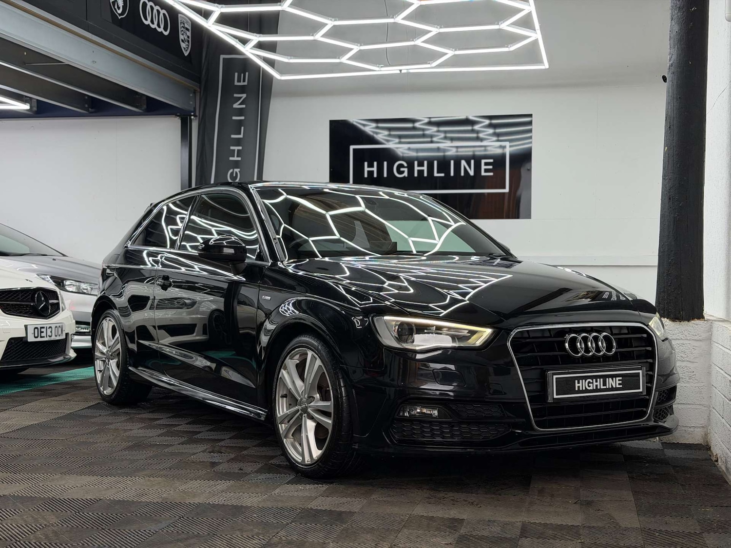 Used Audi A3 2015 for sale - 77911309: Photo 2