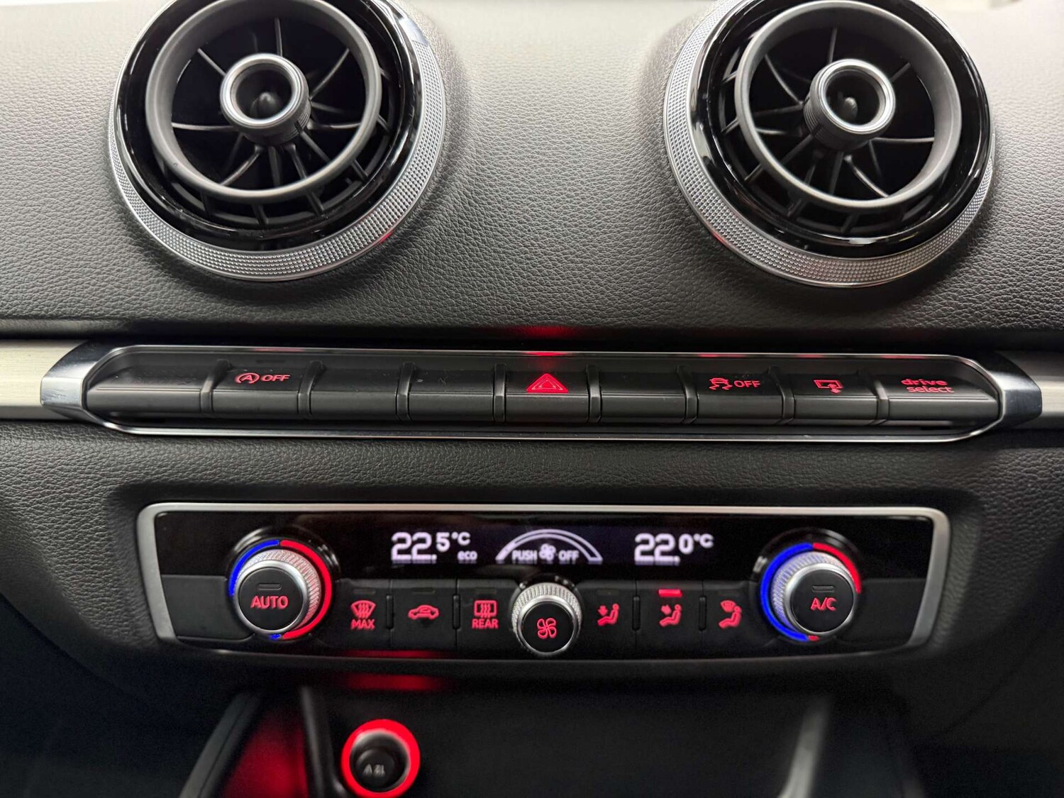 Used Audi A3 2015 for sale - 77911309: Photo 28