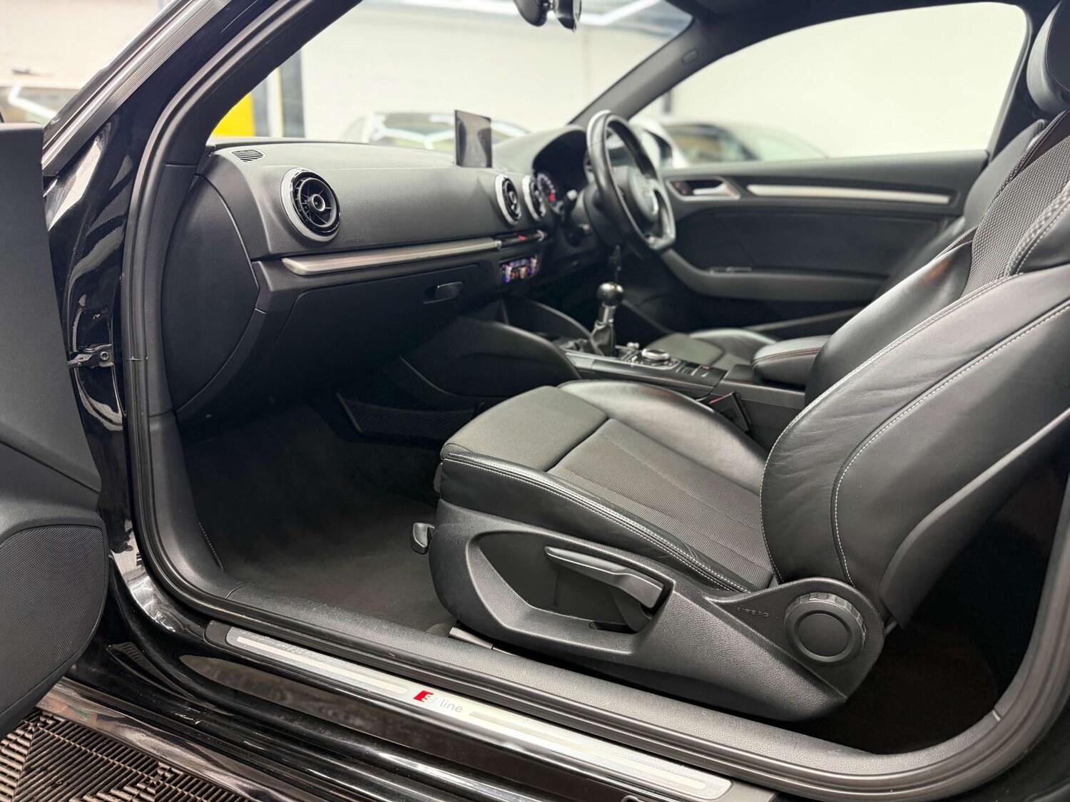 Used Audi A3 2015 for sale - 77911309: Photo 38