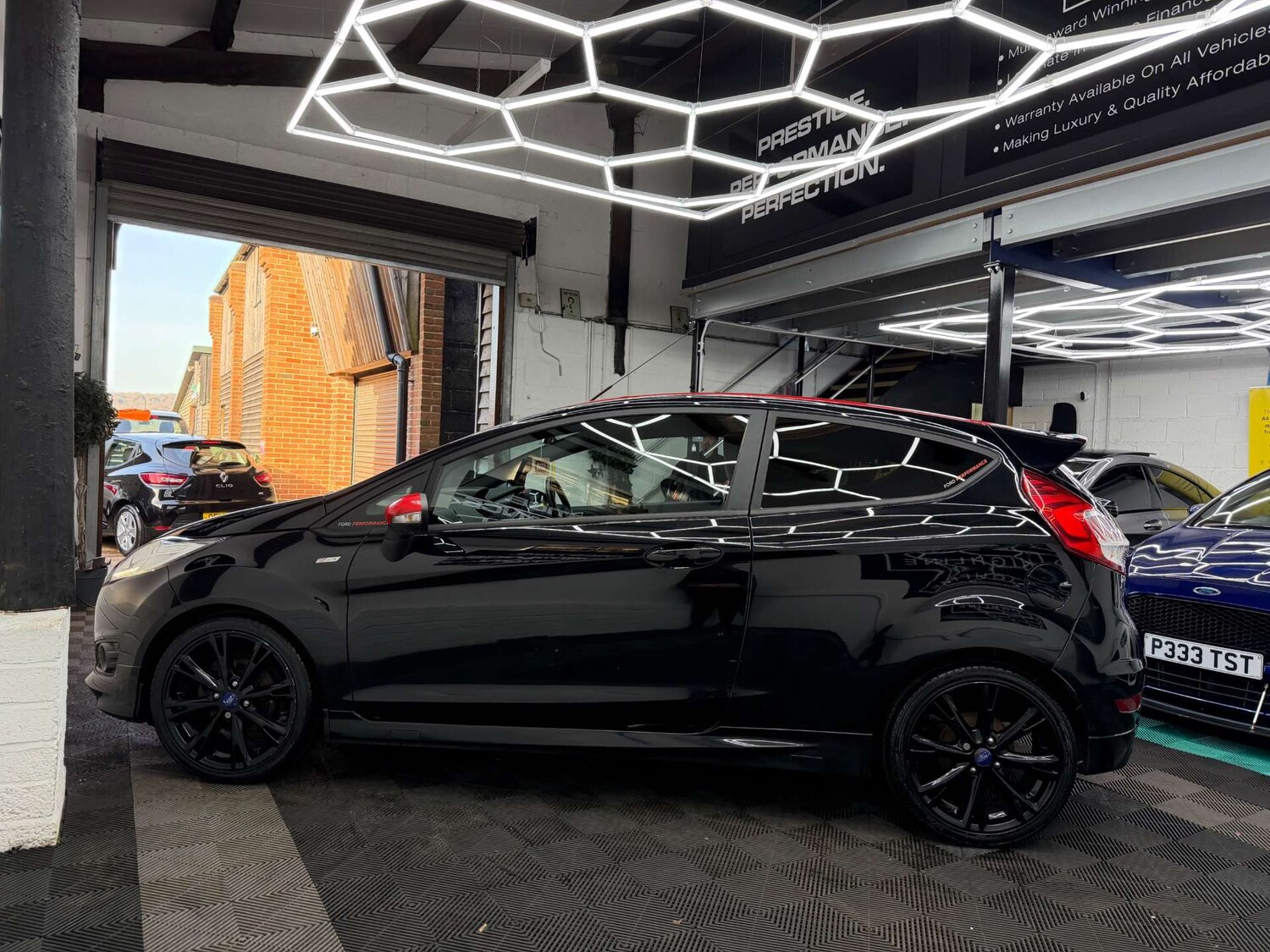 Used Ford Fiesta 2017 for sale - 77673737: Photo 12