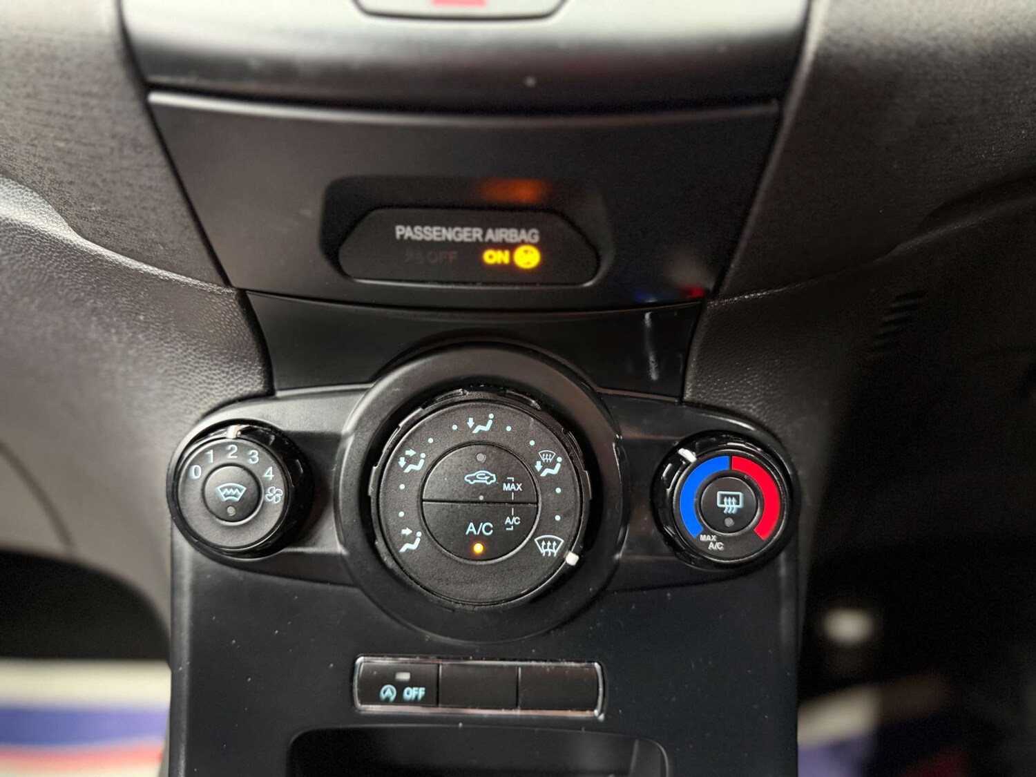 Used Ford Fiesta 2017 for sale - 77673737: Photo 17