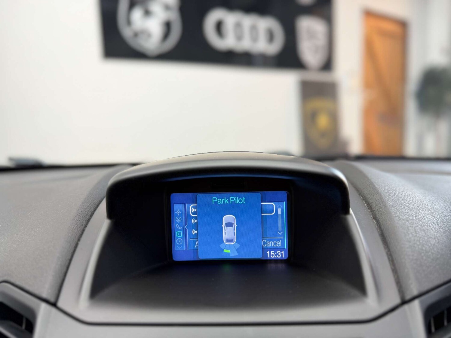 Used Ford Fiesta 2017 for sale - 77673737: Photo 21