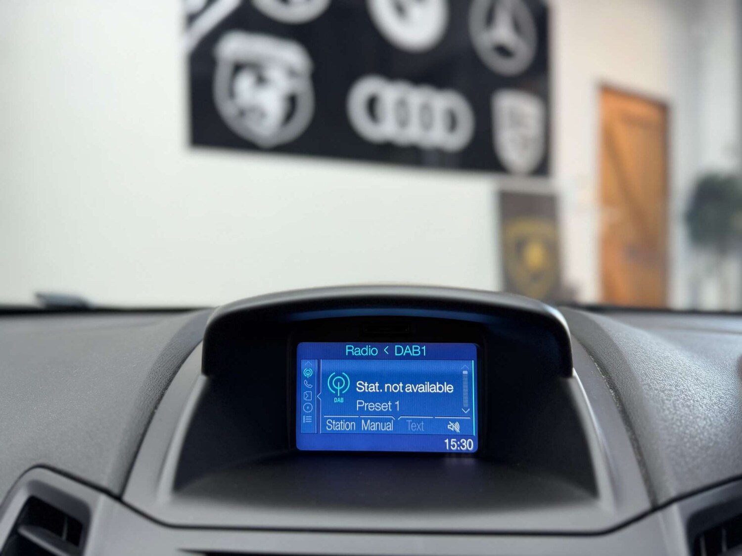 Used Ford Fiesta 2017 for sale - 77673737: Photo 24