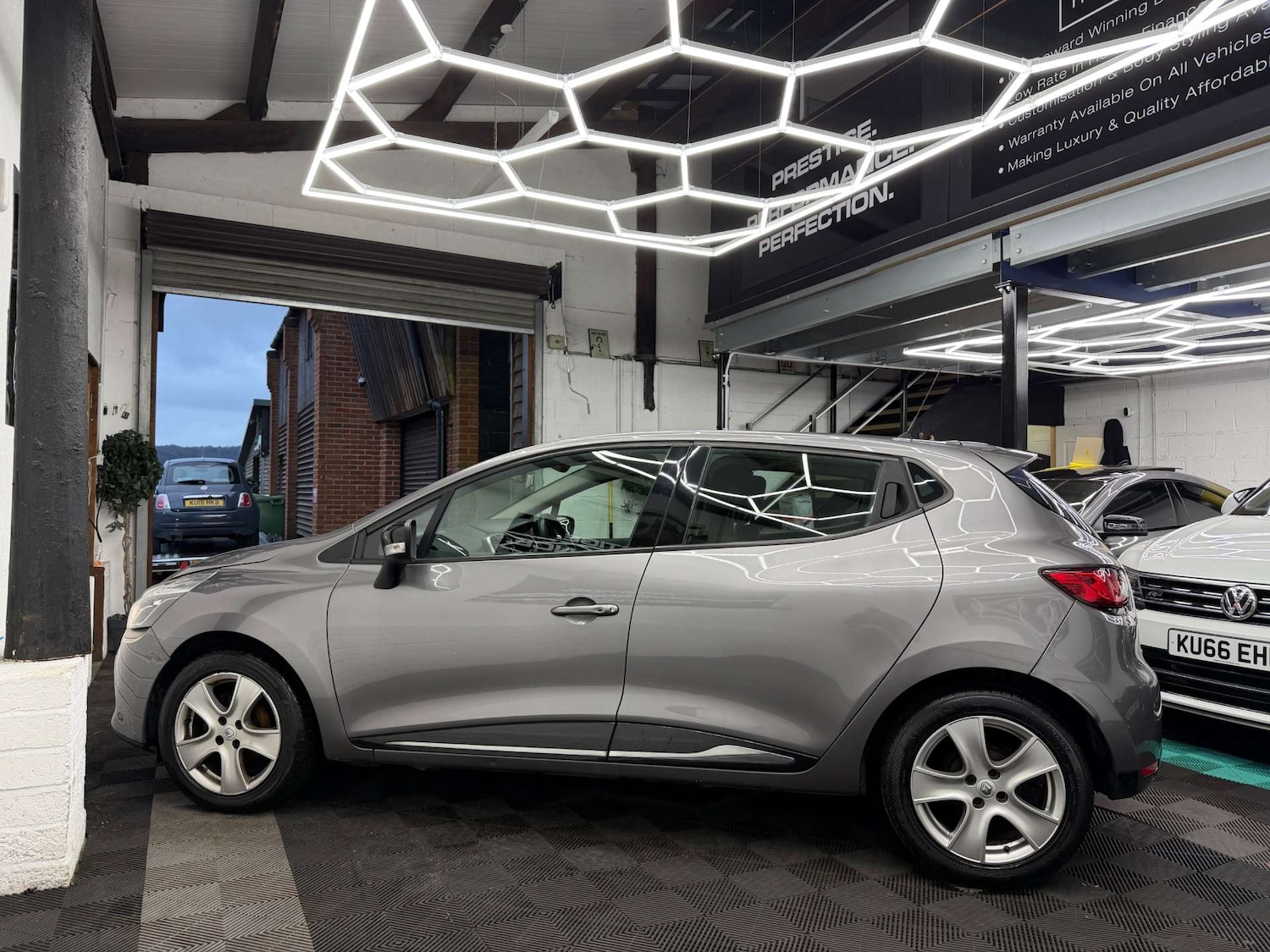 Used Renault Clio 2016 for sale - 77400152: Photo 12