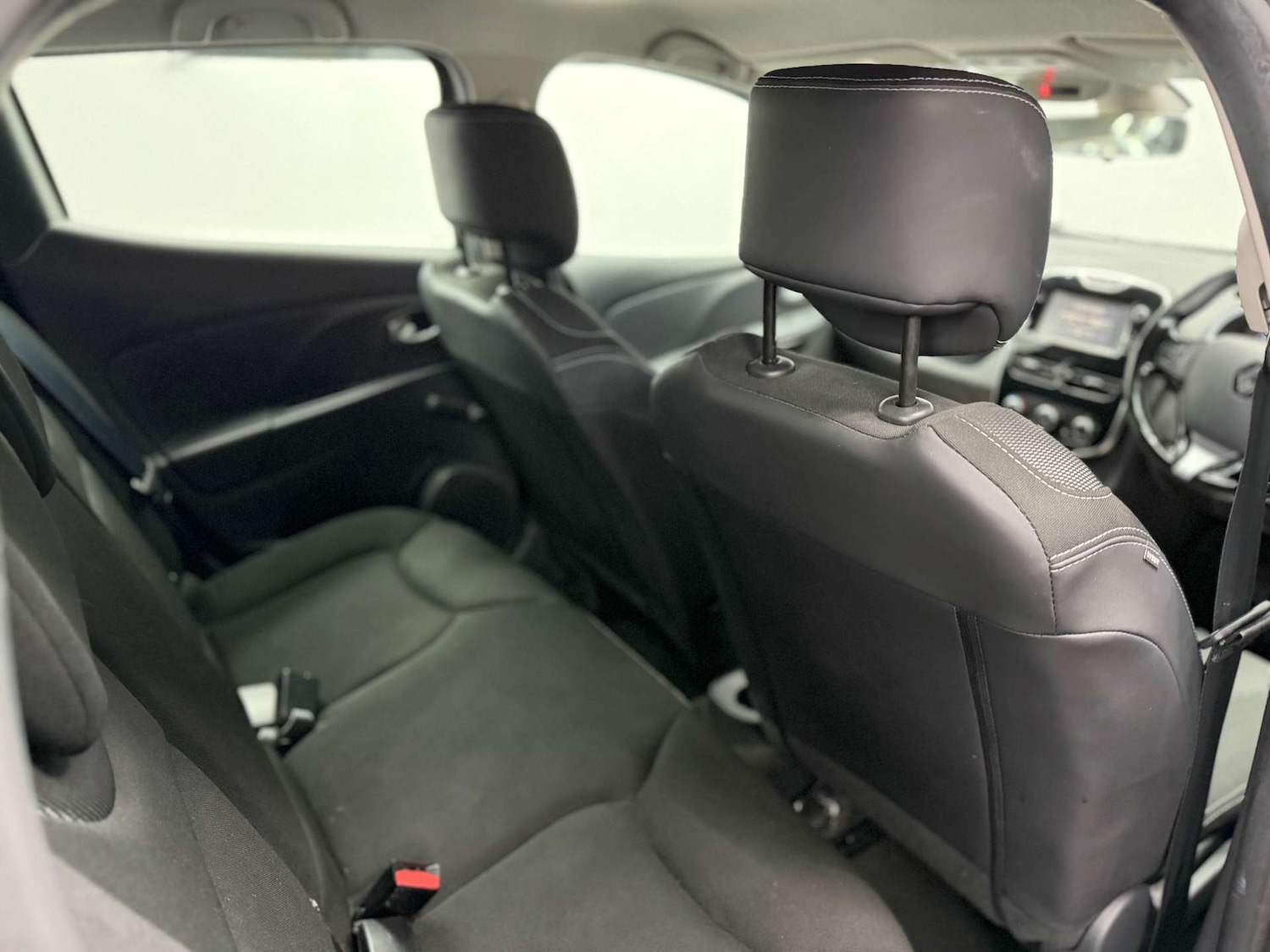 Used Renault Clio 2016 for sale - 77400152: Photo 28