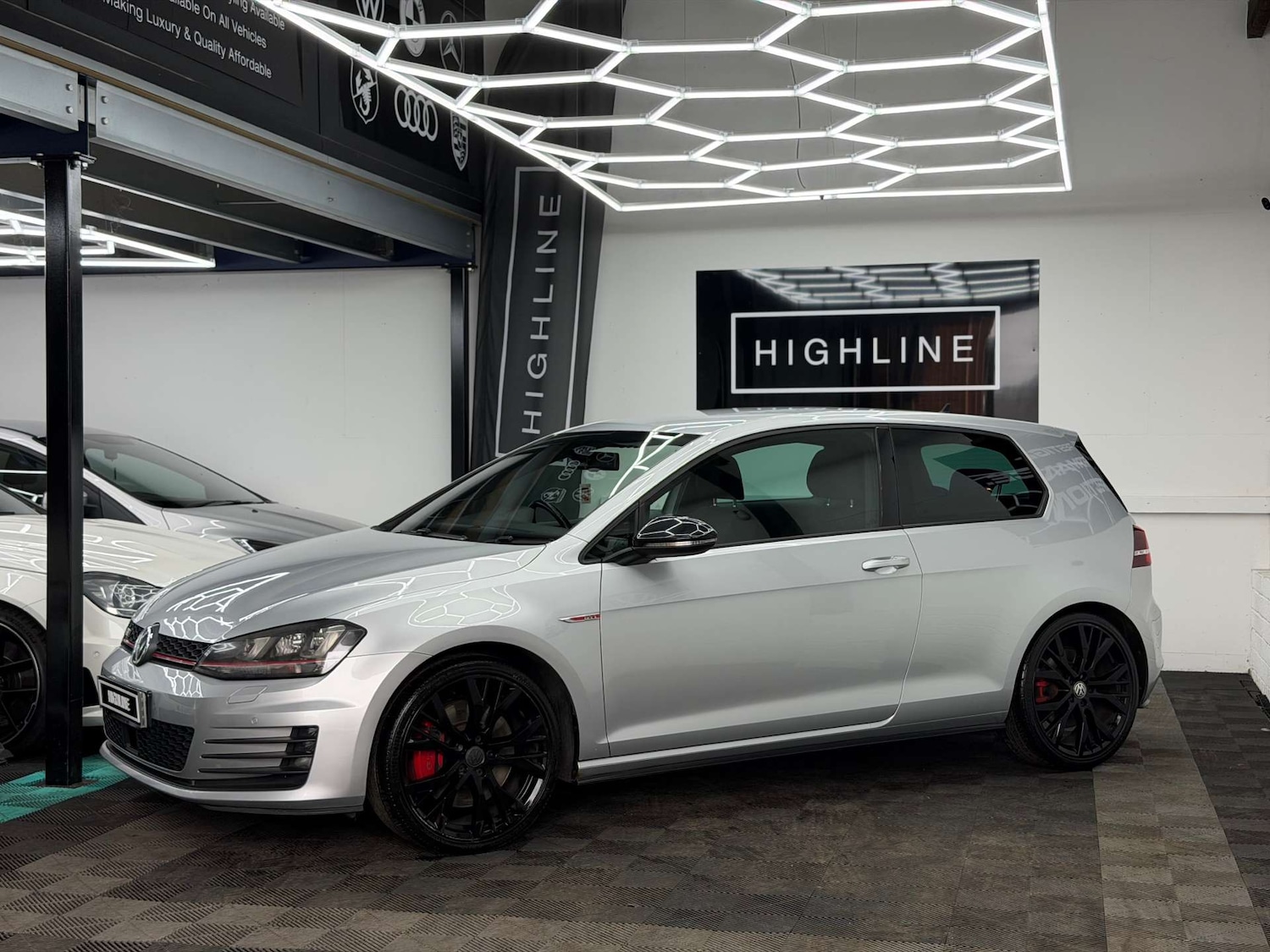 Used Volkswagen Golf 2014 for sale - 77911310: Photo 11