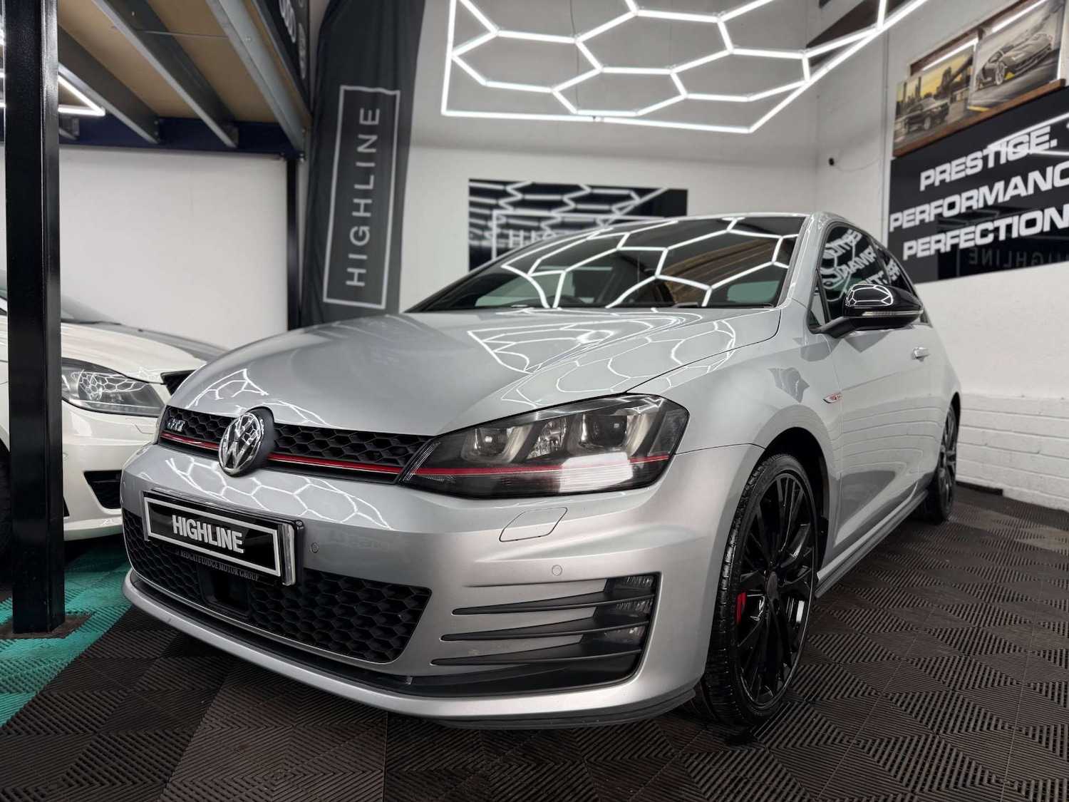 Used Volkswagen Golf 2014 for sale - 77911310: Photo 13