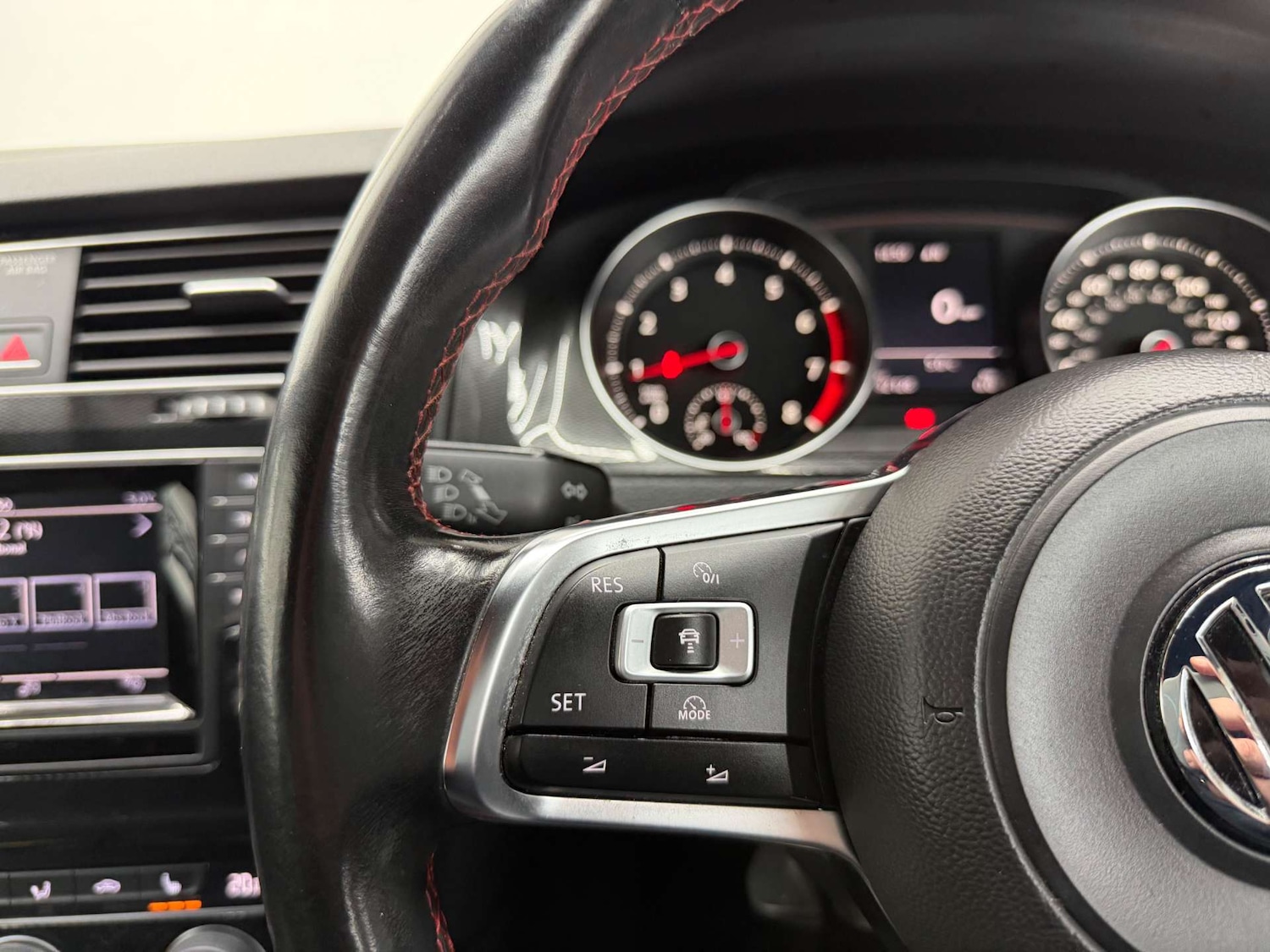 Used Volkswagen Golf 2014 for sale - 77911310: Photo 18