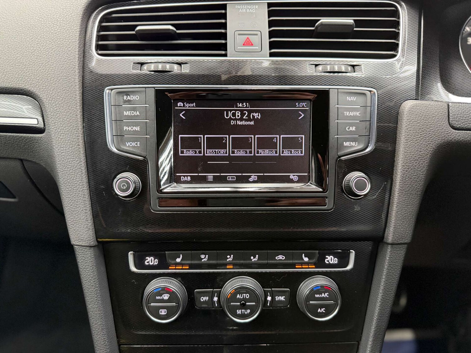 Used Volkswagen Golf 2014 for sale - 77911310: Photo 24