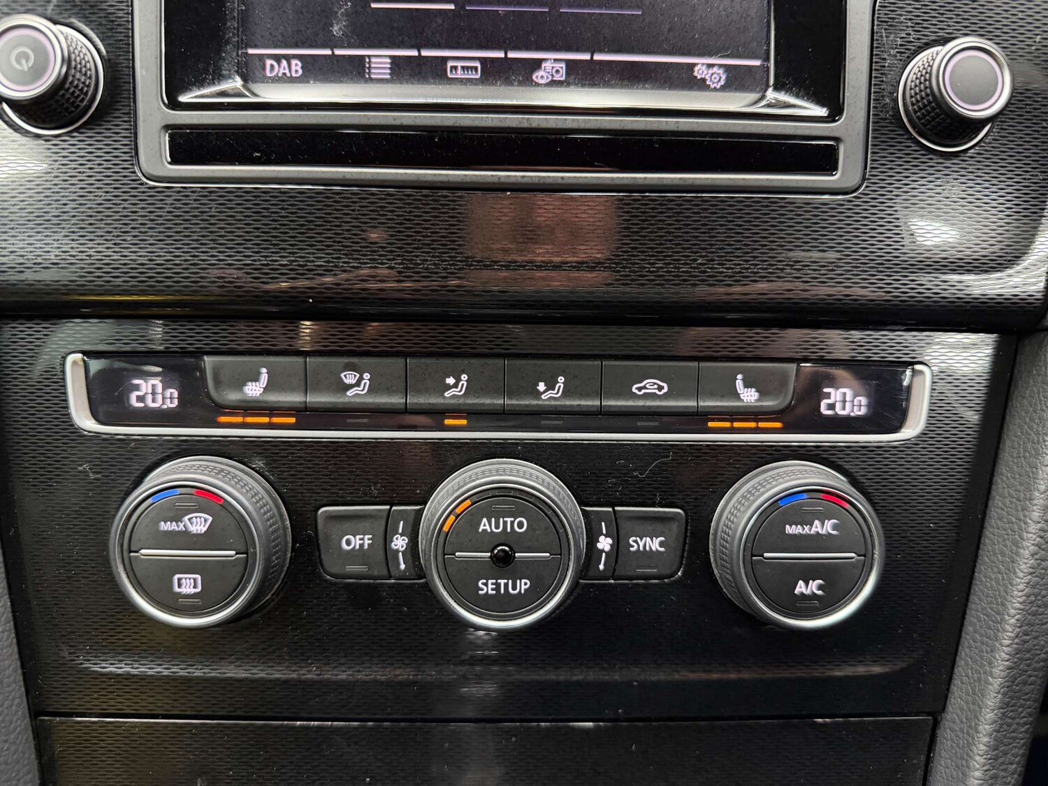 Used Volkswagen Golf 2014 for sale - 77911310: Photo 25