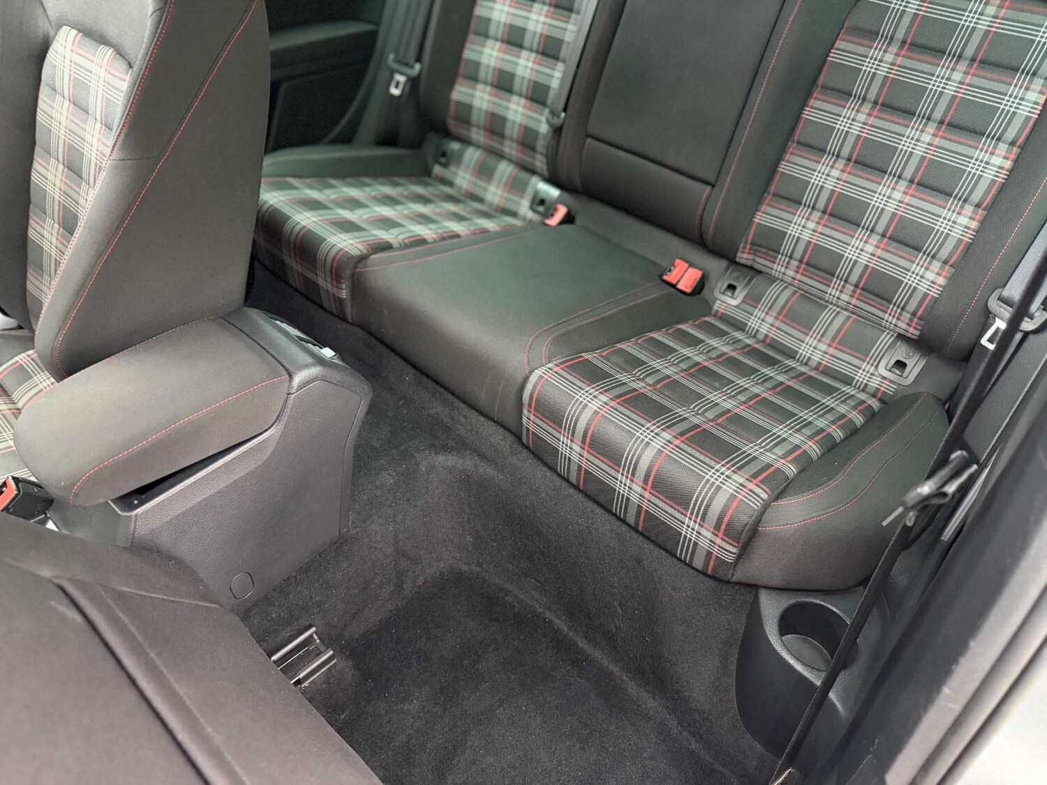 Used Volkswagen Golf 2014 for sale - 77911310: Photo 41