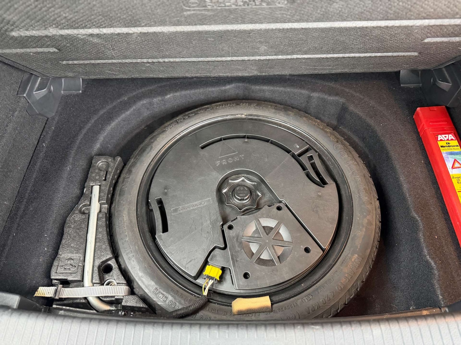 Used Volkswagen Golf 2014 for sale - 77911310: Photo 43