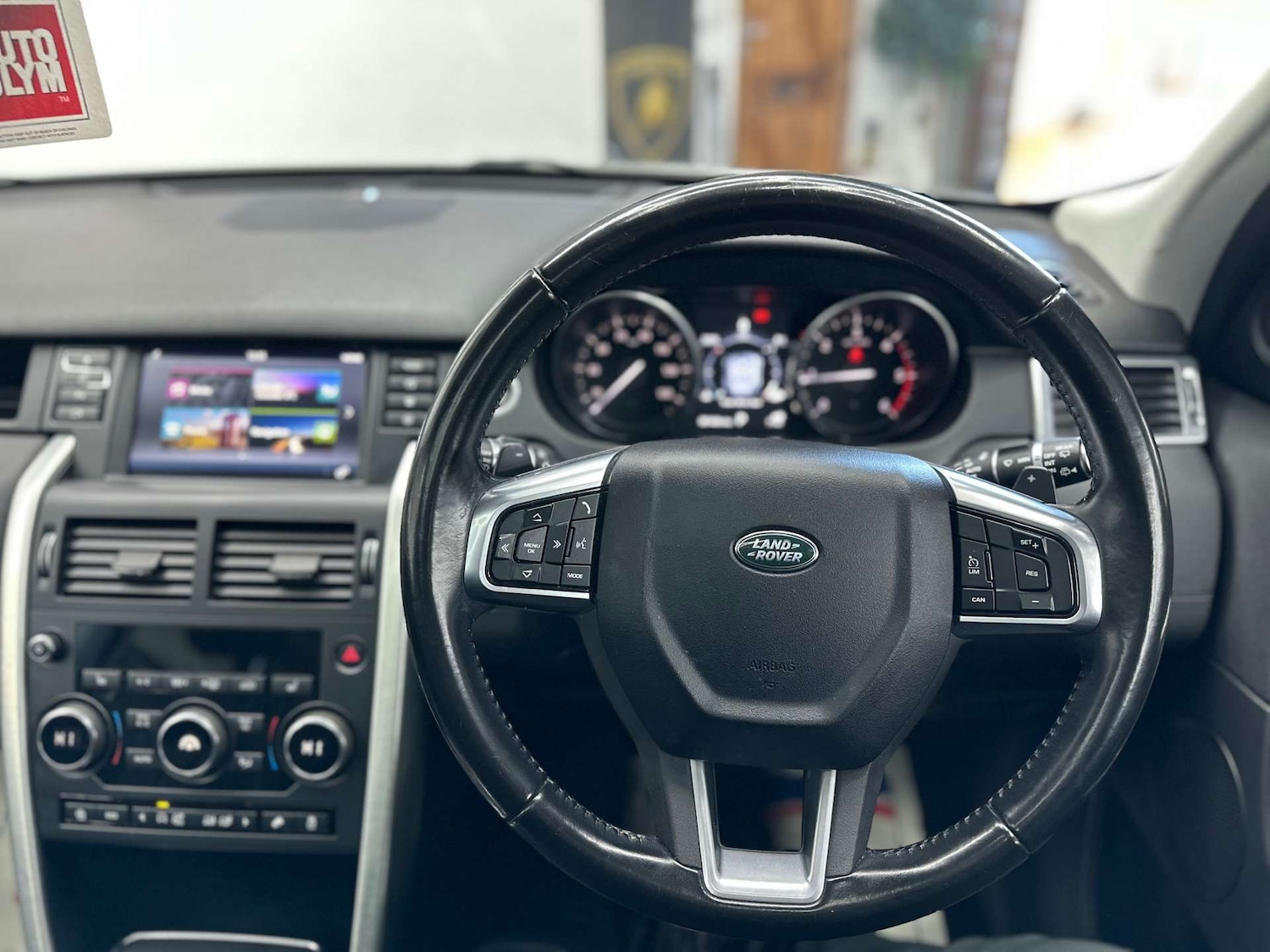 Used Land Rover Discovery Sport 2017 for sale - 77312202: Photo 14