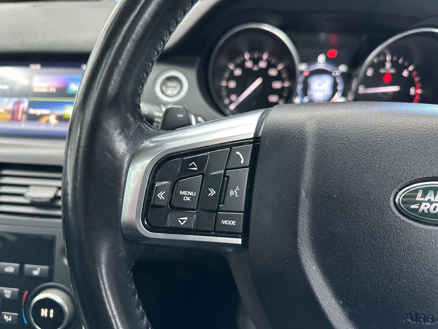 Used Land Rover Discovery Sport 2017 for sale - 77312202: Photo 16