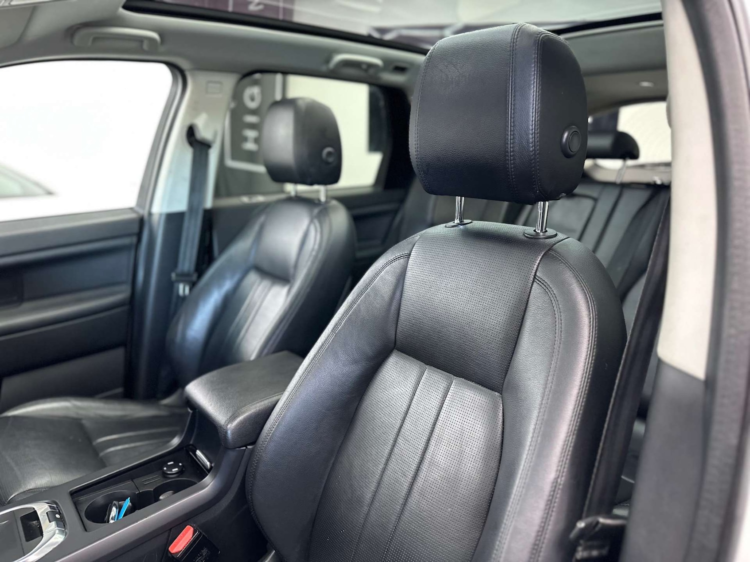 Used Land Rover Discovery Sport 2017 for sale - 77312202: Photo 31