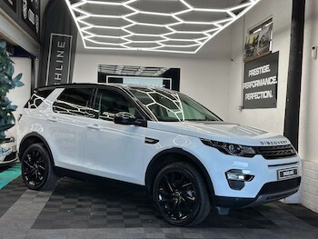 Used Land Rover Discovery Sport 2017 for sale - 77312202: Photo