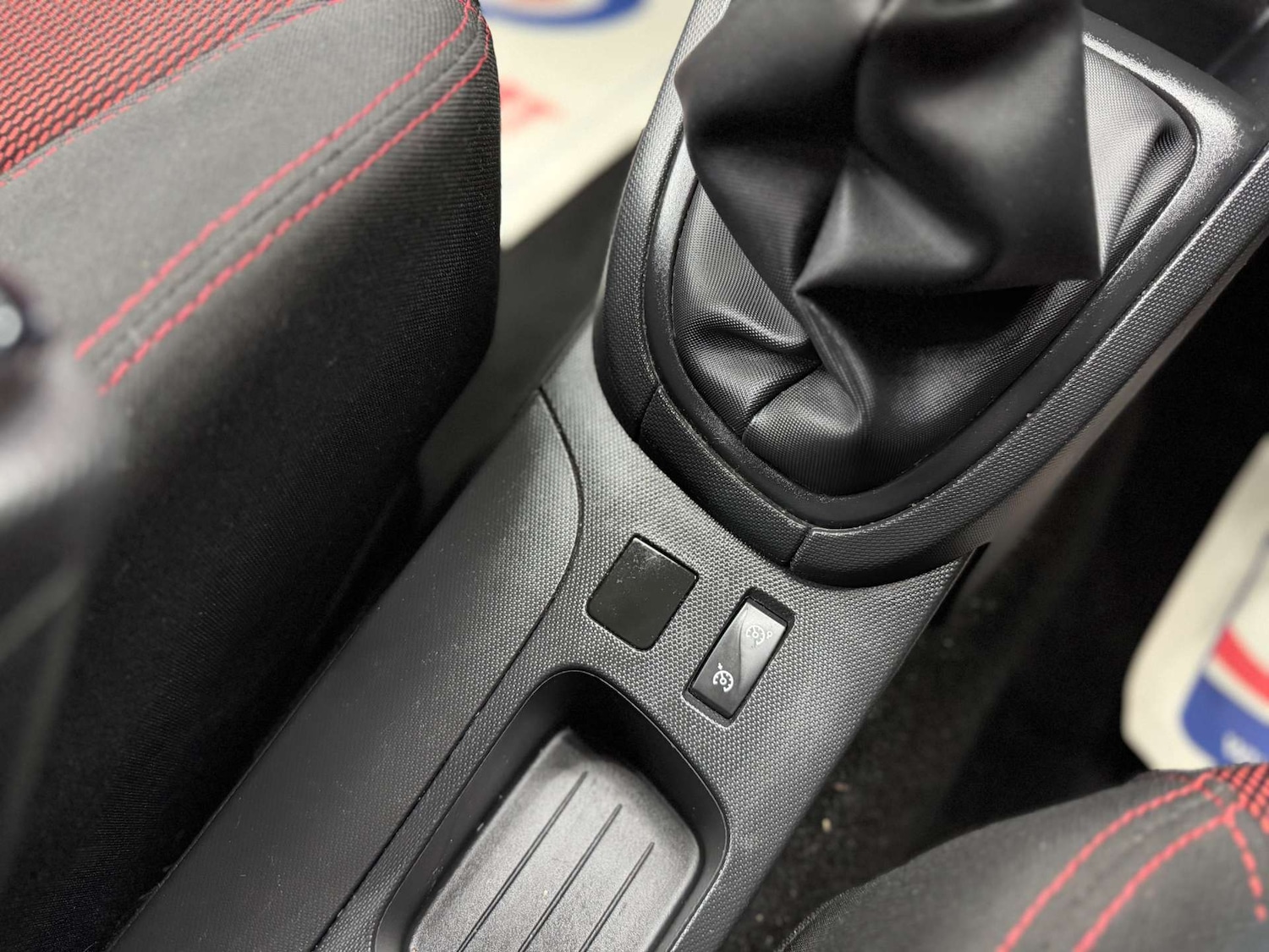 Used Renault Clio 2015 for sale - 77673739: Photo 24