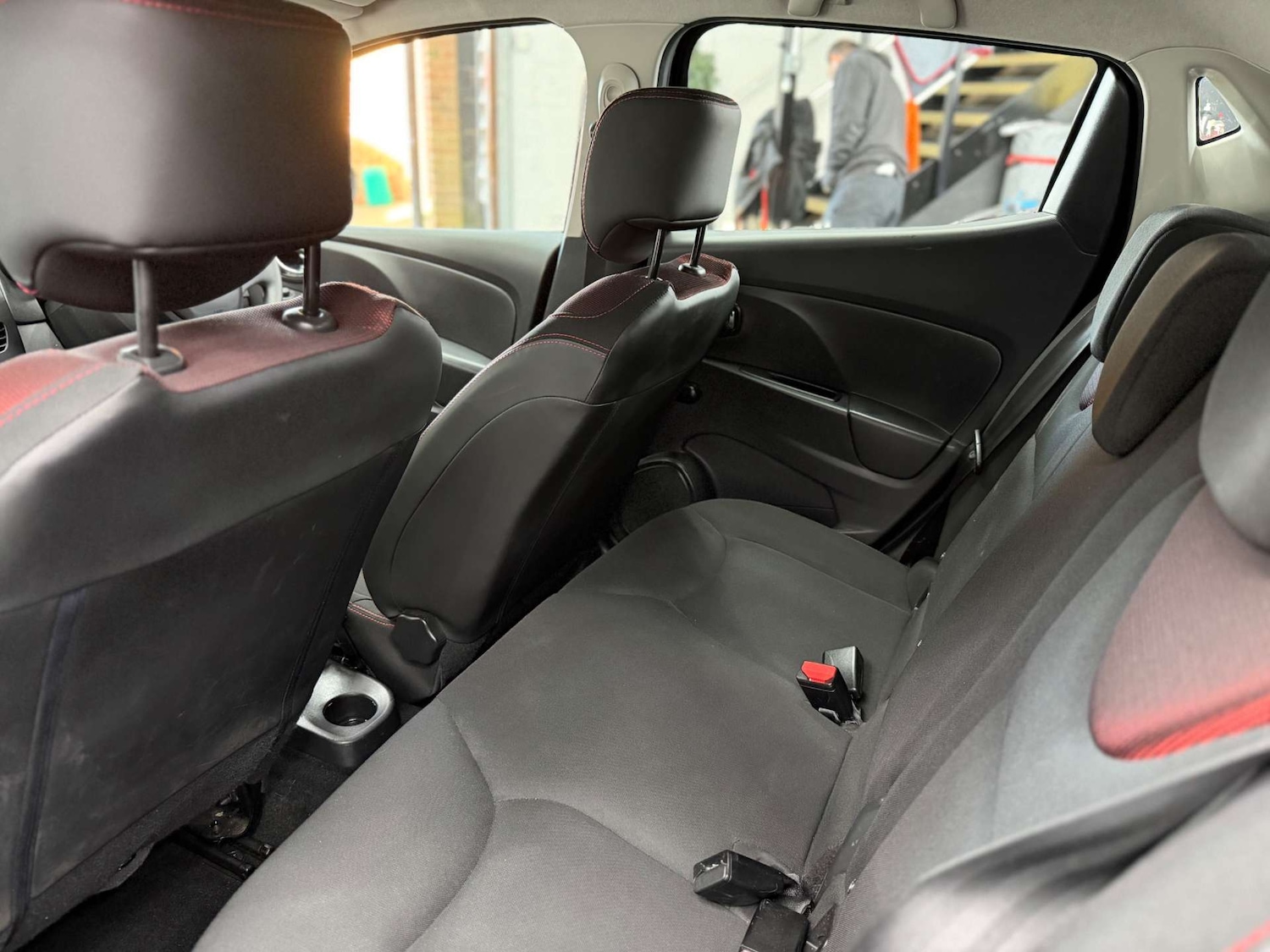 Used Renault Clio 2015 for sale - 77673739: Photo 31